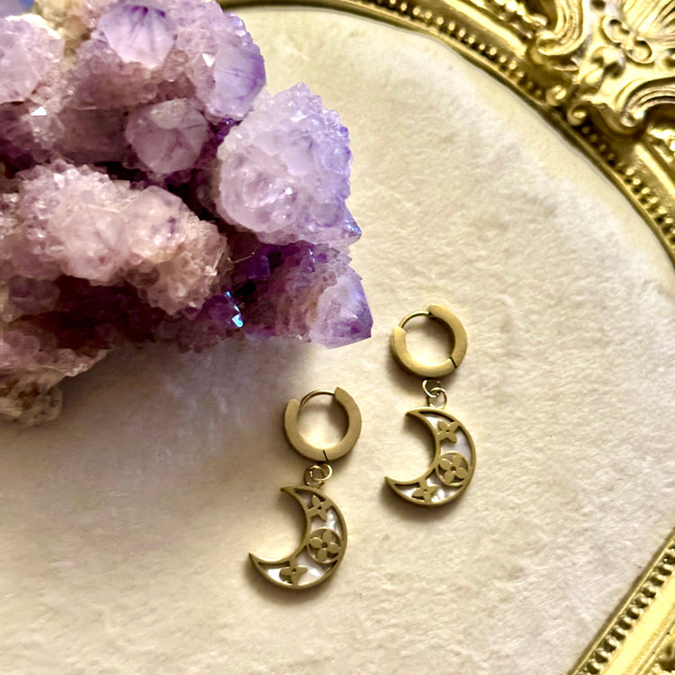 🌙 Clover Crescent🌙 Huggies Hoop Earrings